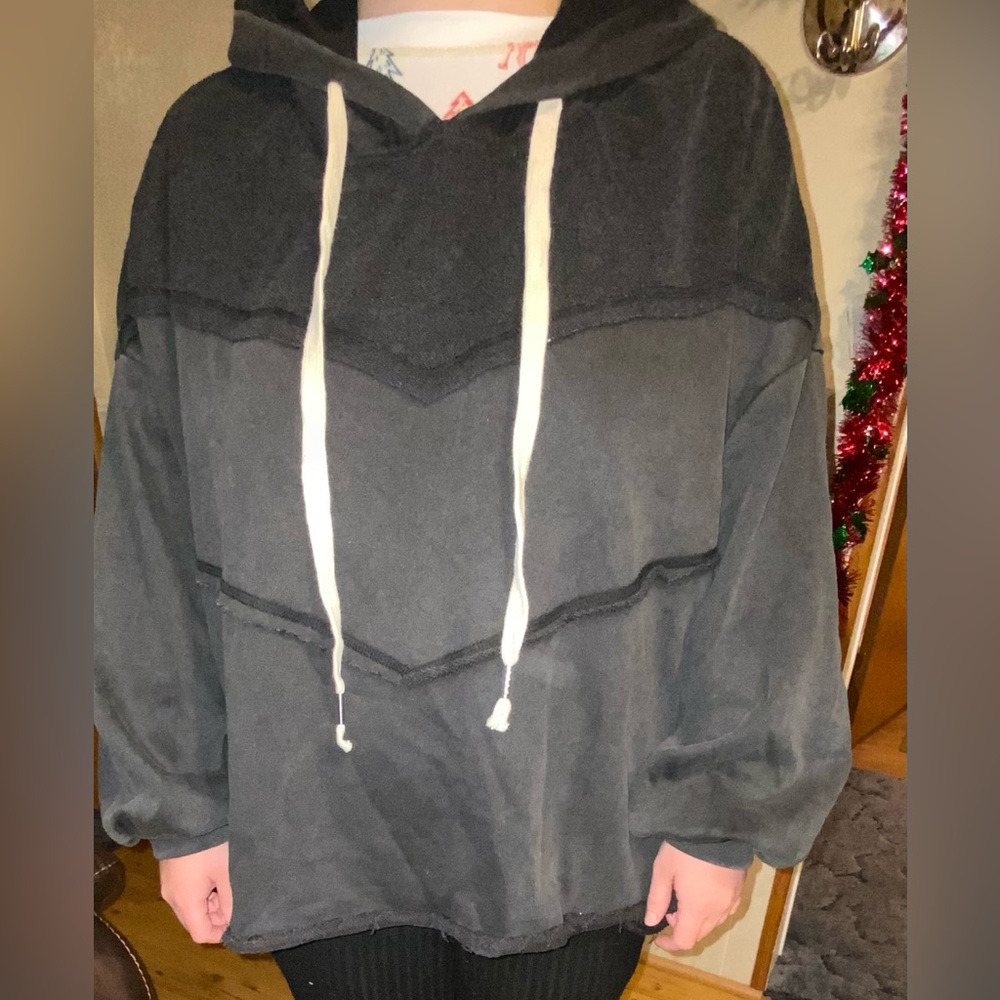 Hoodie (USED)